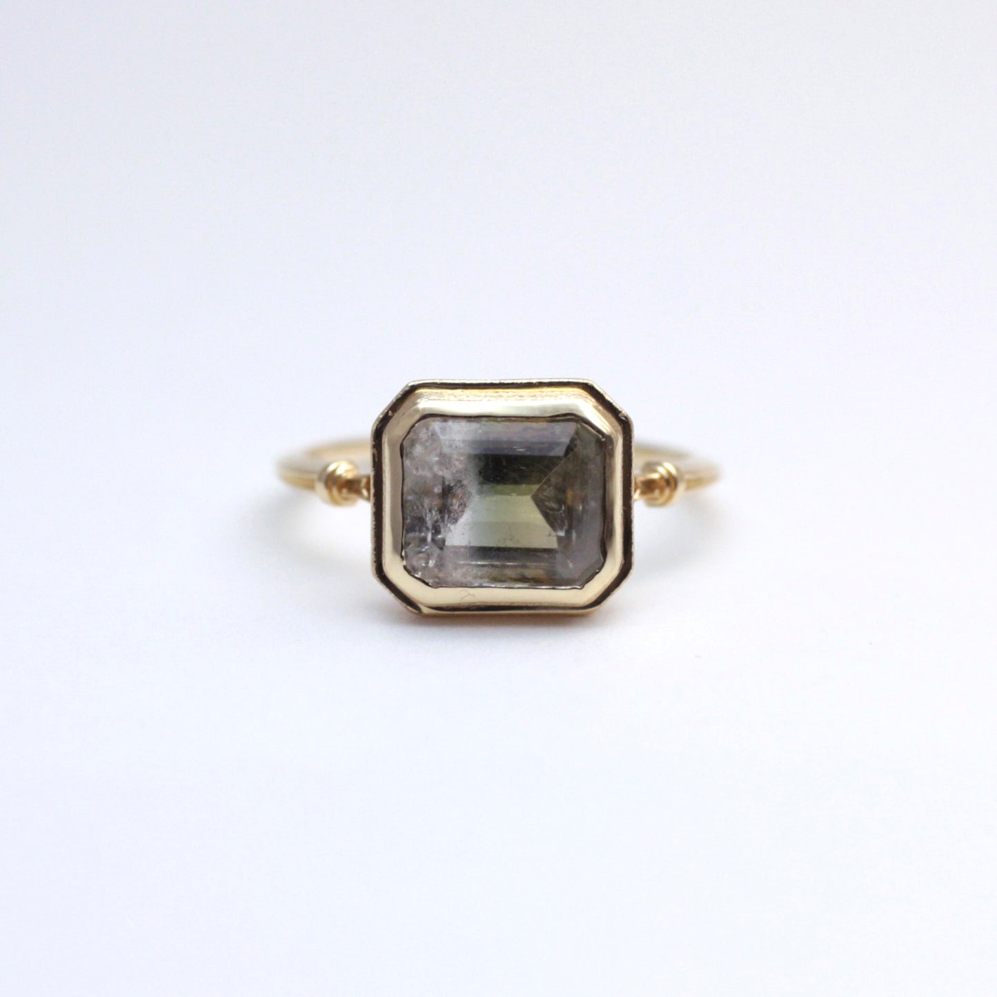 2093 Bicolor Quartz K18