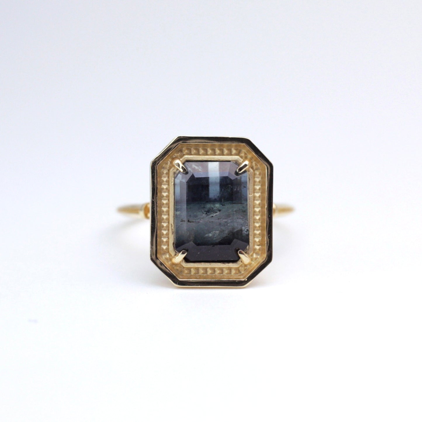 2119 Tricolor Blue Tourmaline K18