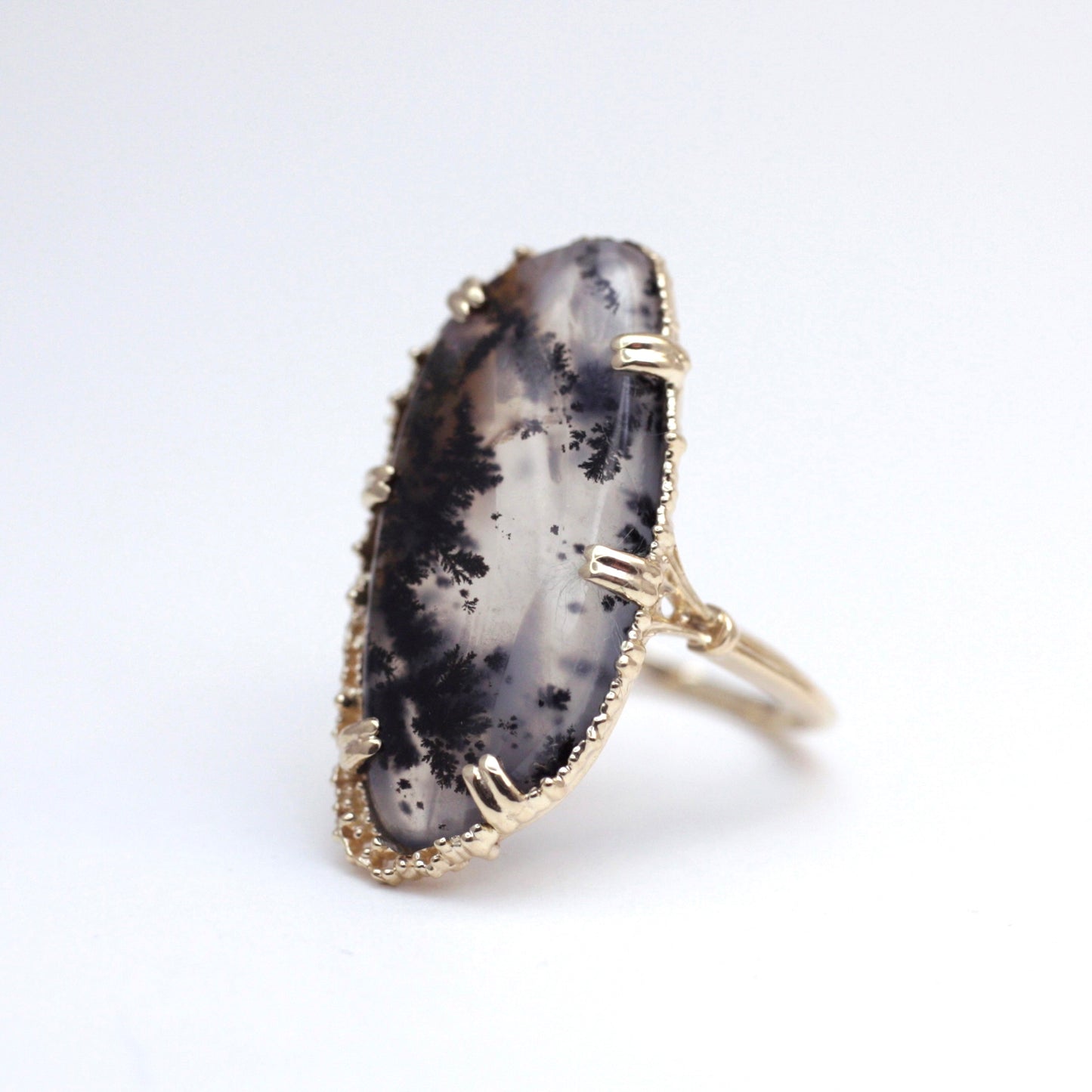 2255 Dendritic Agate