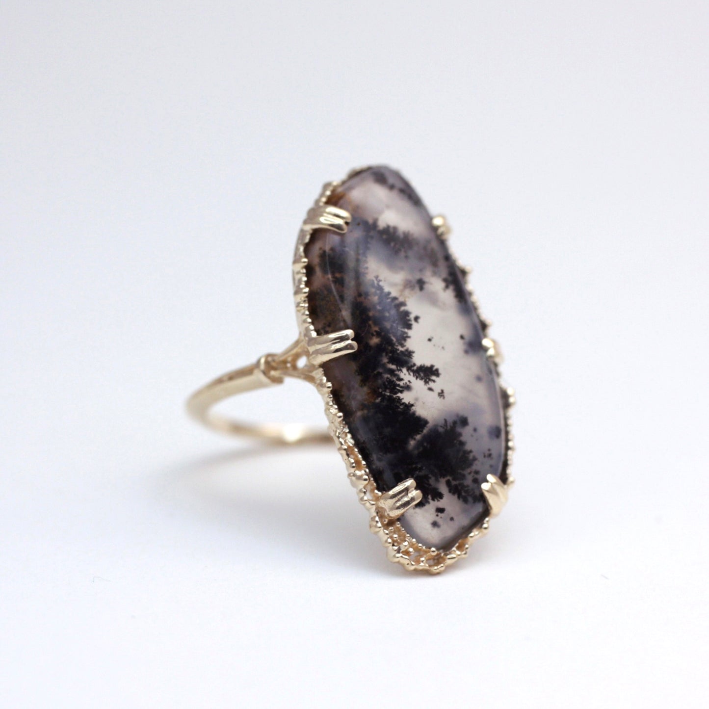 2255 Dendritic Agate