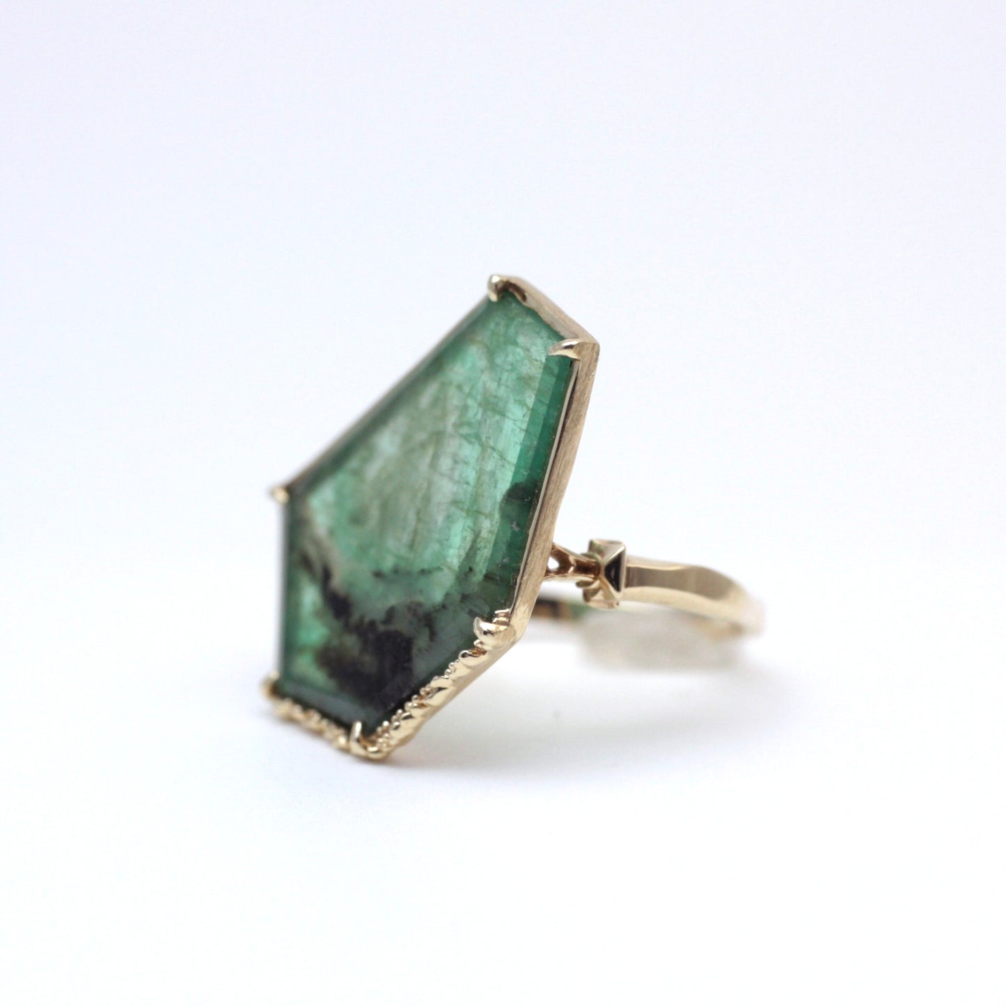 2007 Romanechite in Bicolor Quartz