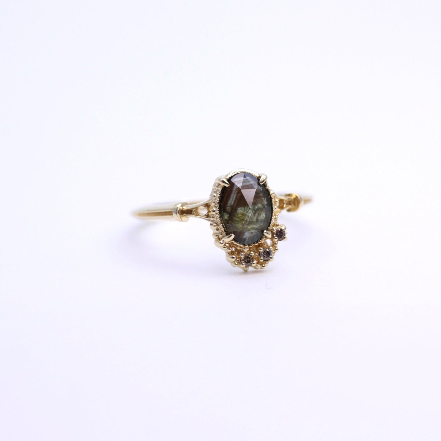 1856 Gold Sheen Sapphire K18