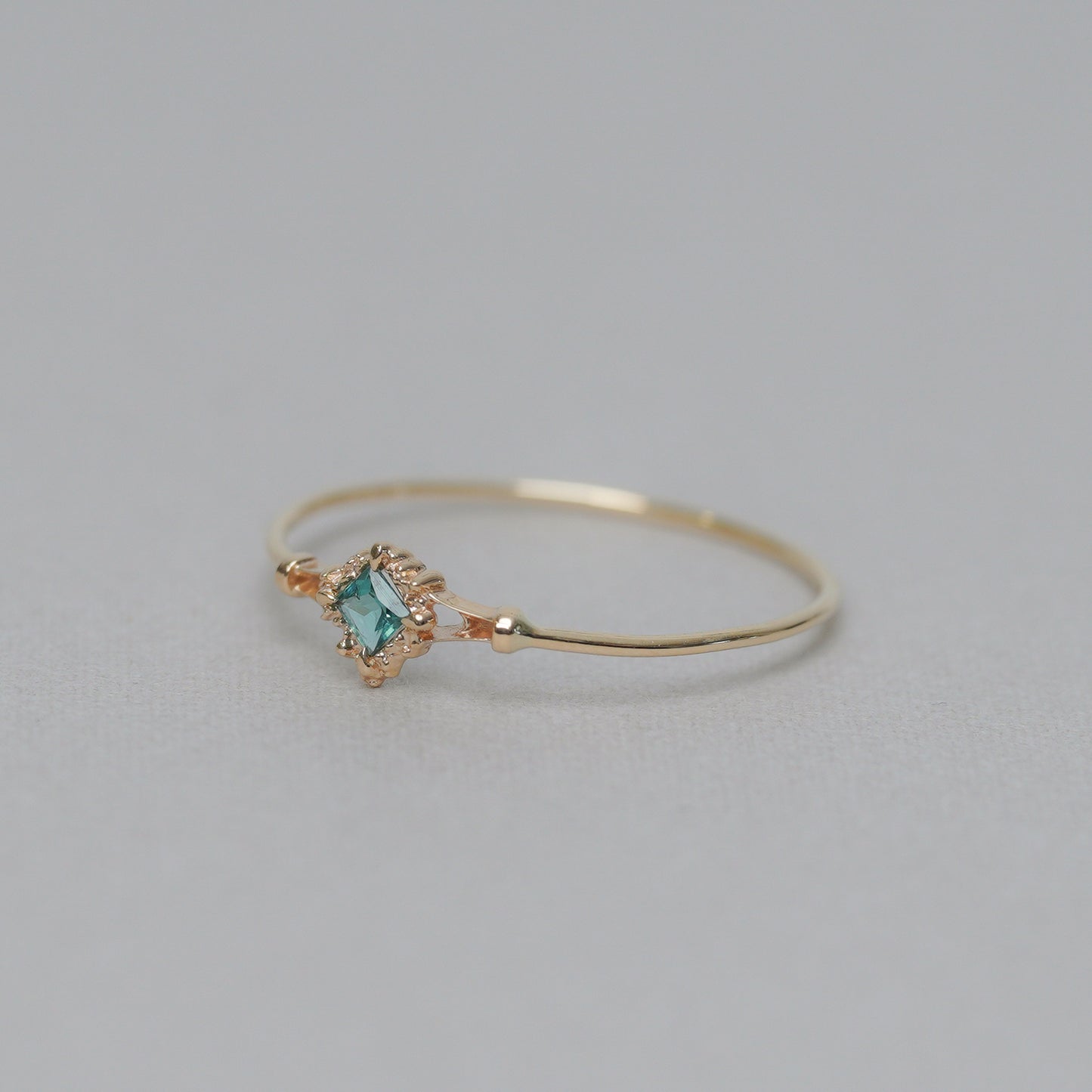 041 Mint blue Tourmaline “THIN LINE”