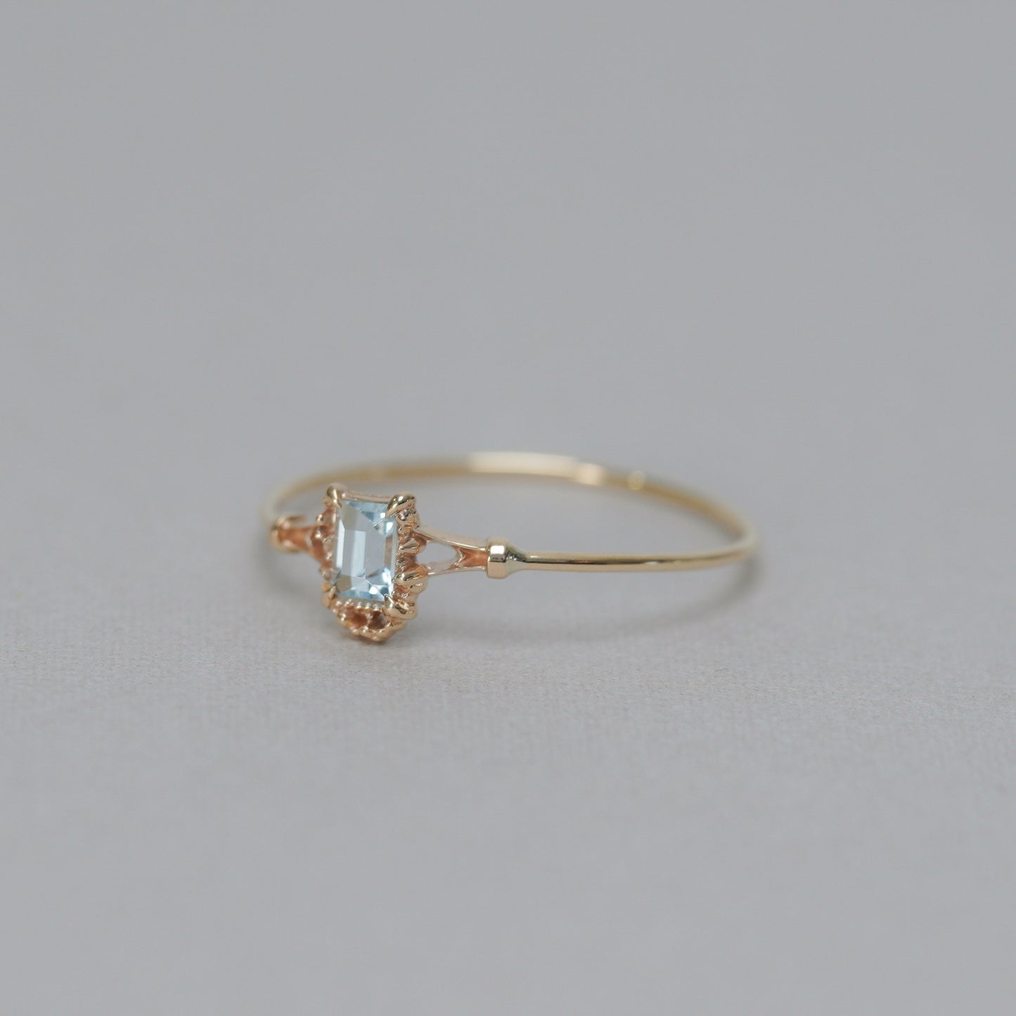 034 Blue Topaz “THIN LINE”