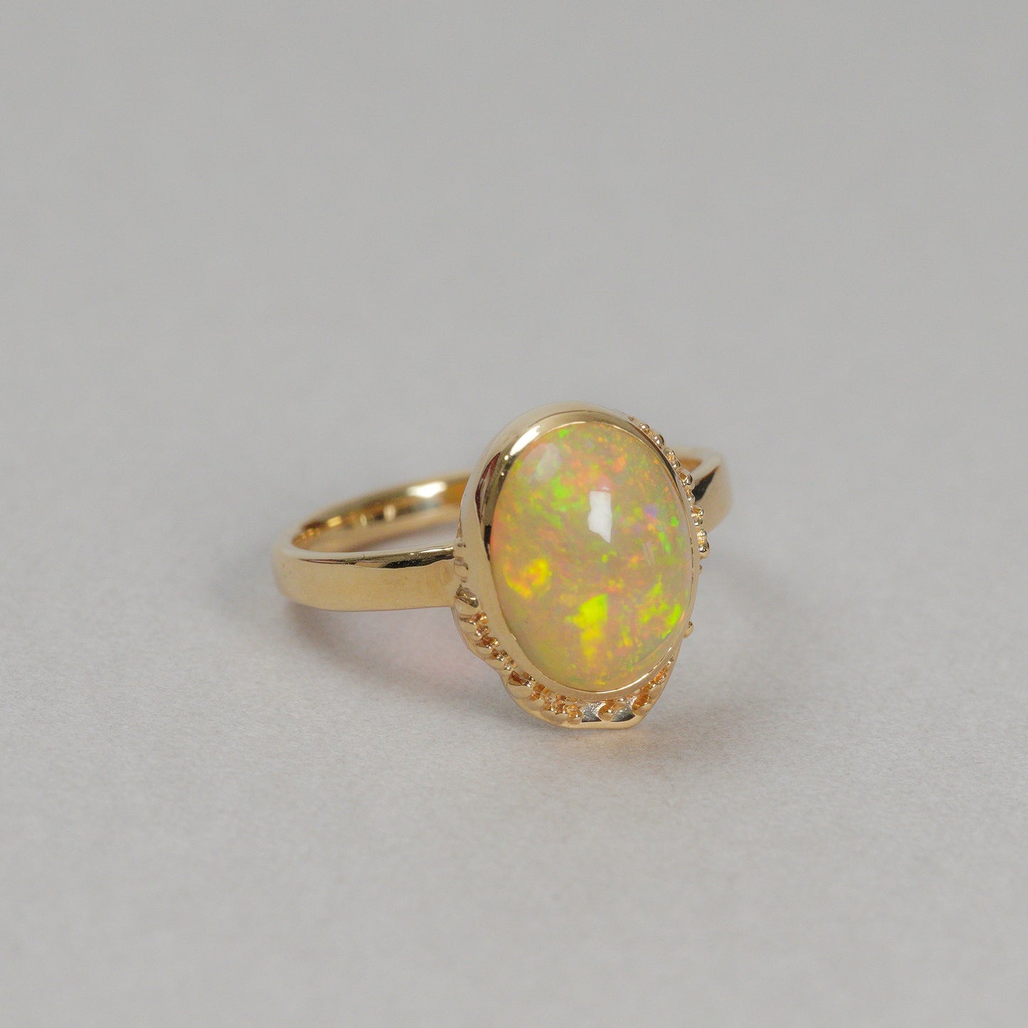 1604 Ethiopian Opal / Ring