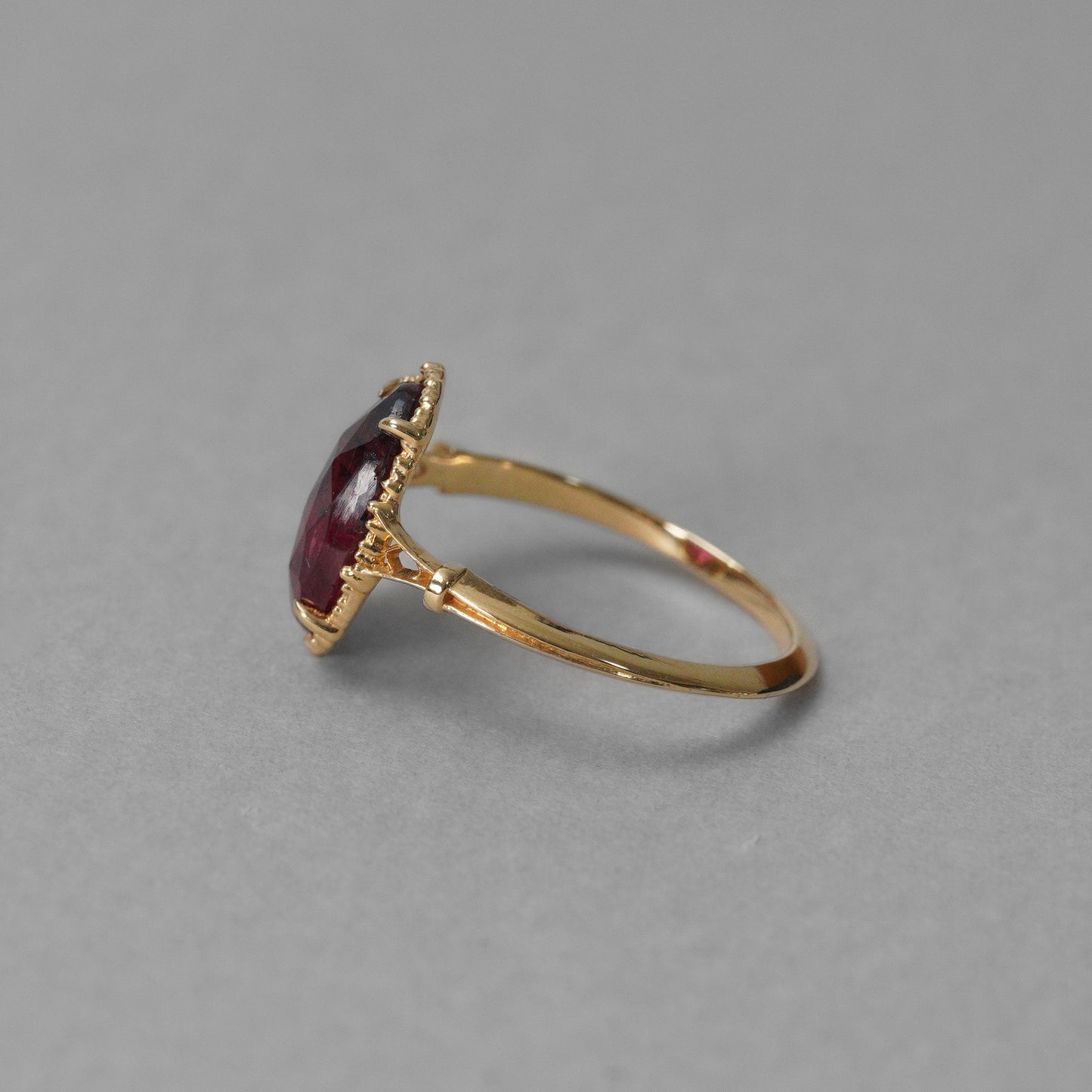 1552 winza sapphire / Ring