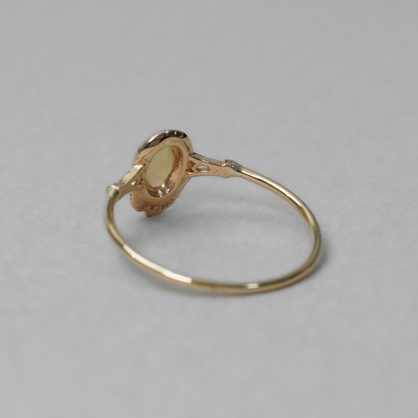 1561 Ethiopian Opal / Ring