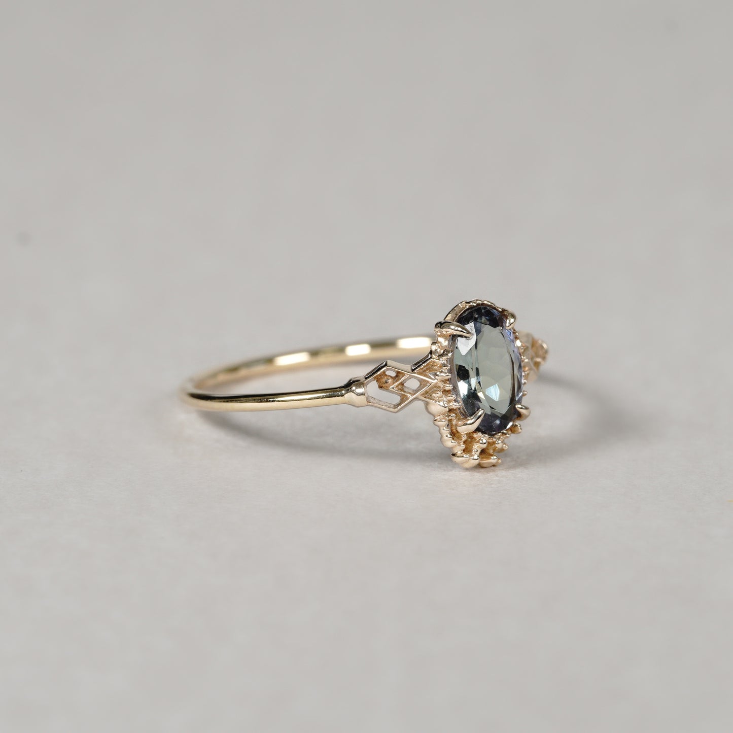 1114 Bicolor Zoisite Ring