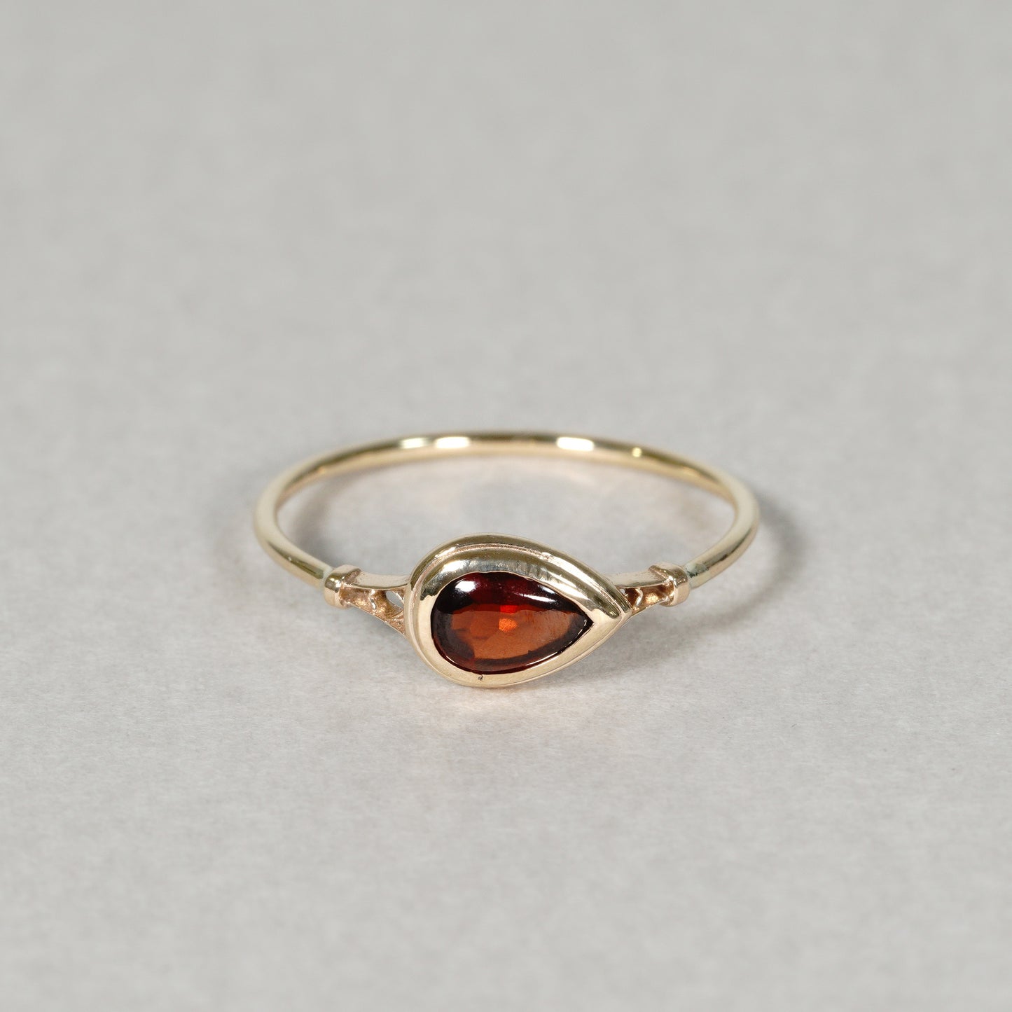 1389 Garnet Ring