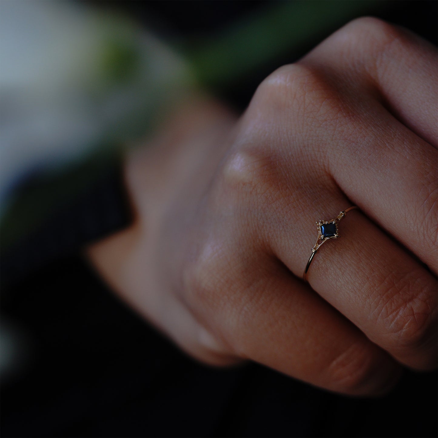 032 Blue Sapphire Ring “THIN LINE”