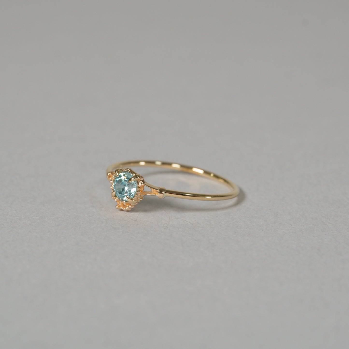 1483 Blue Zircon / Ring