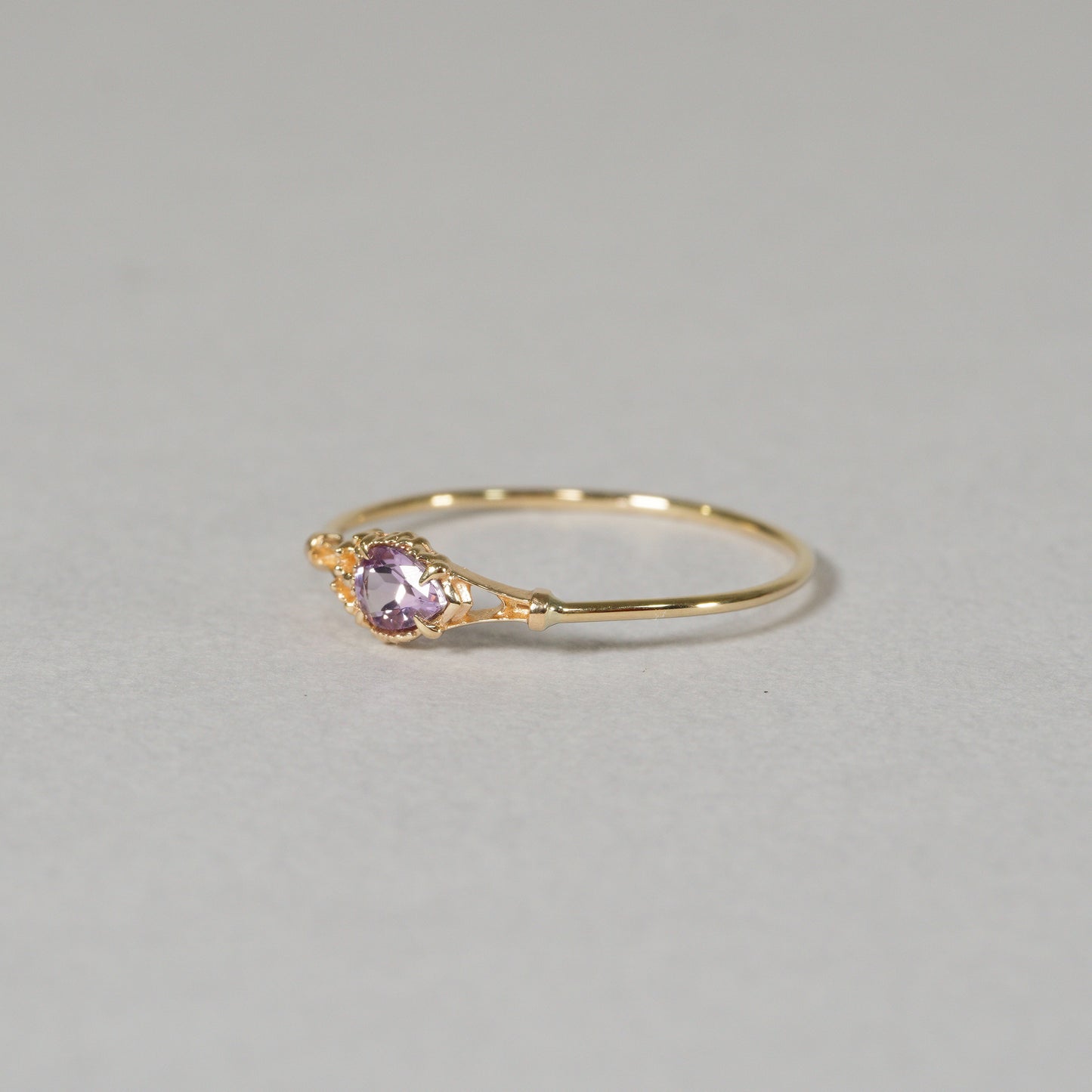 026 Rose Amethyst Ring “THIN LINE”