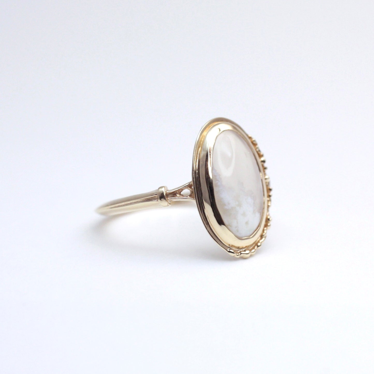 1794 White Plume Agate