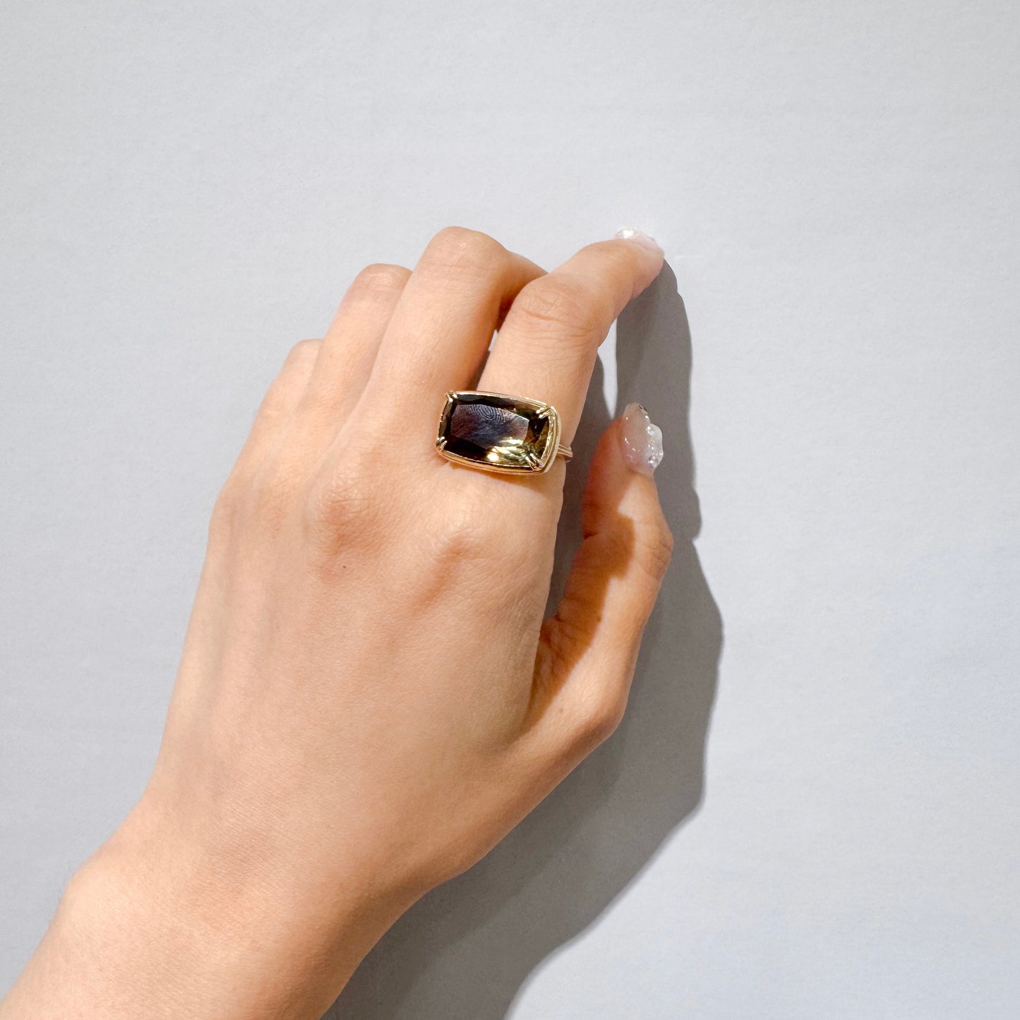 2125 Bicolor Smoky Quartz