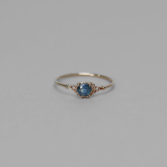 1694  Ice Blue Sapphire  / Ring