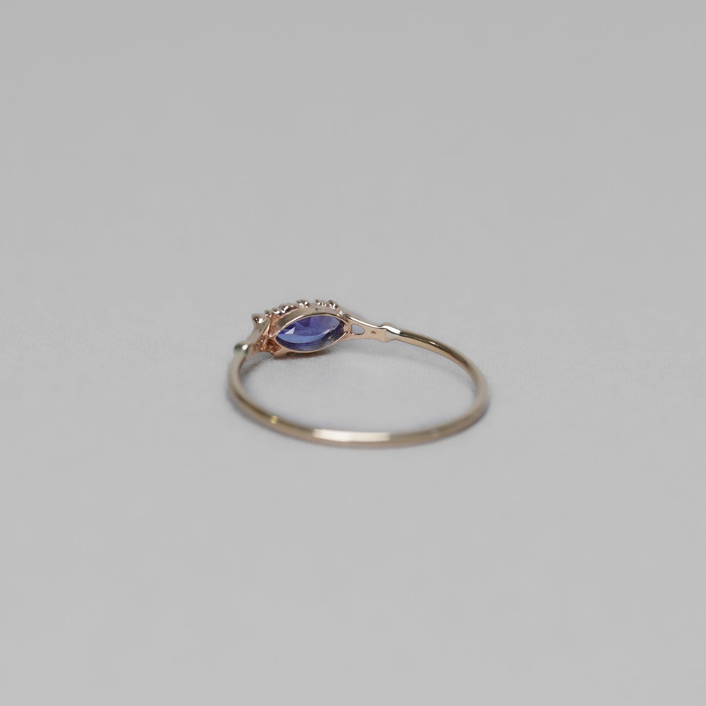 1690  Tanzanite  / Ring