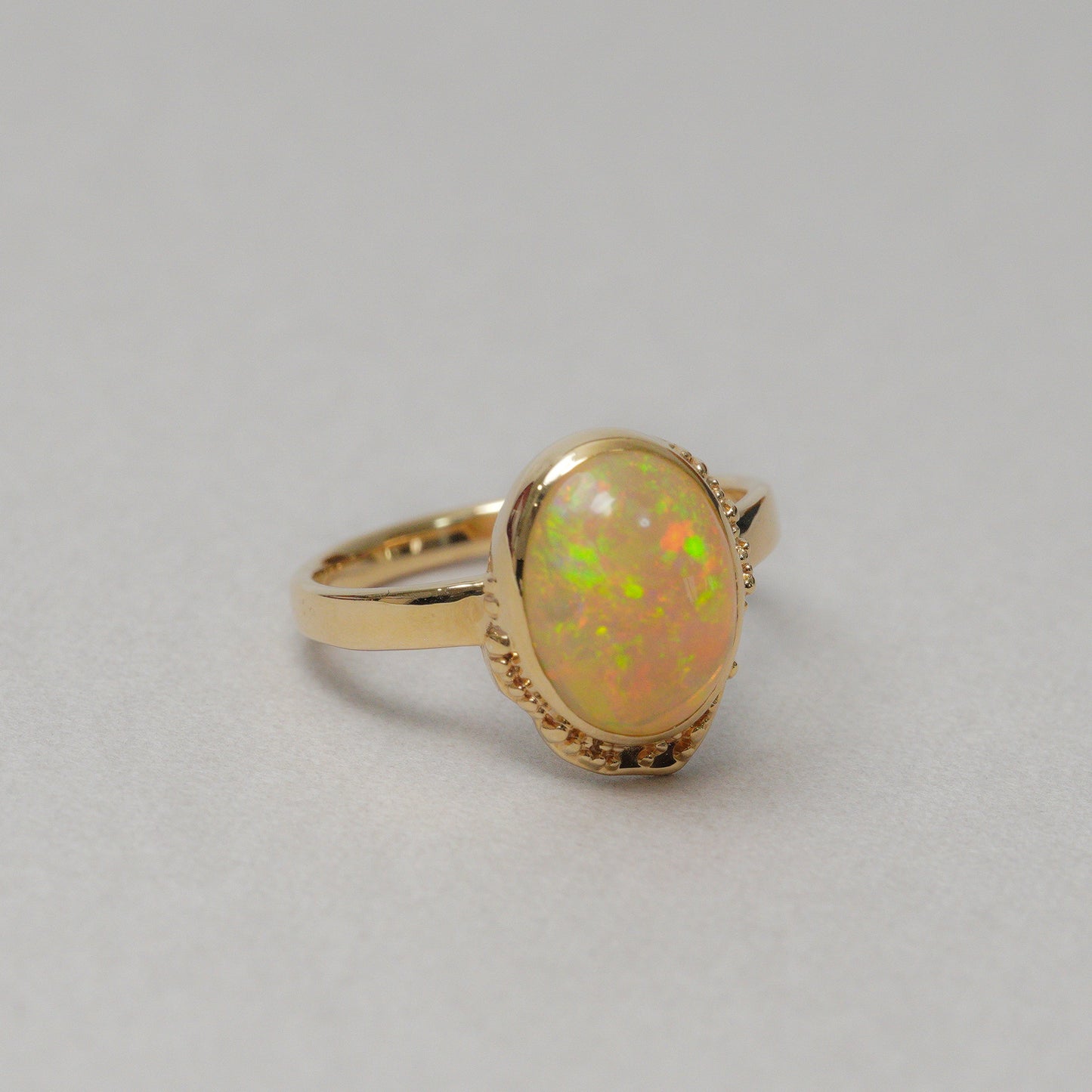 1604  Ethiopian Opal  / Ring