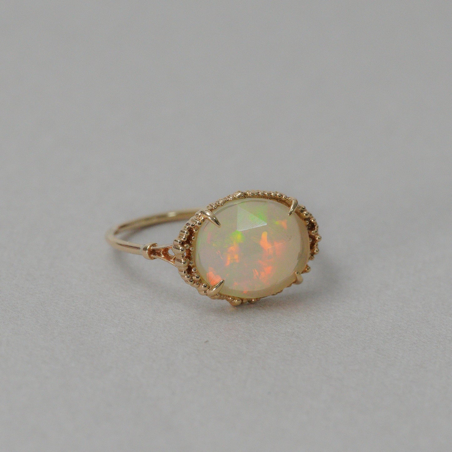 1574  Ethiopian Opal  / Ring