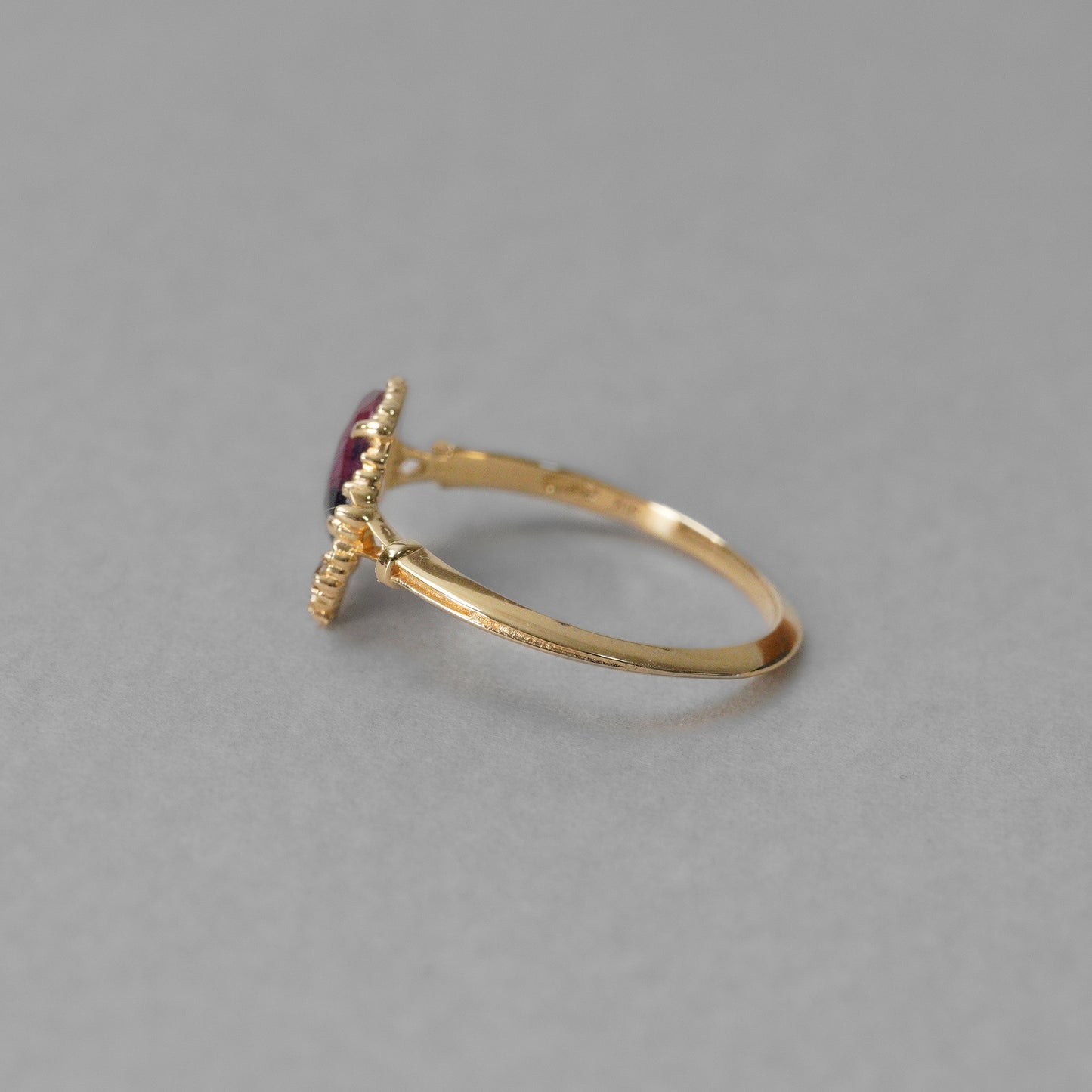 1554  winza sapphire  / Ring