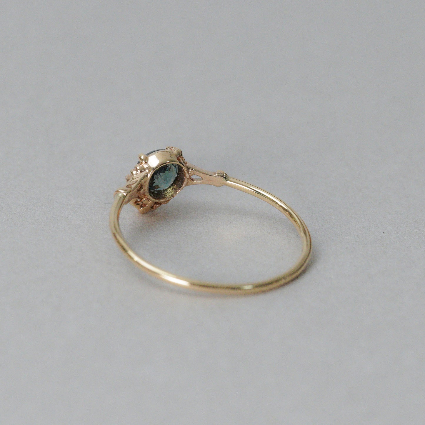 1403  Sapphire  / Ring