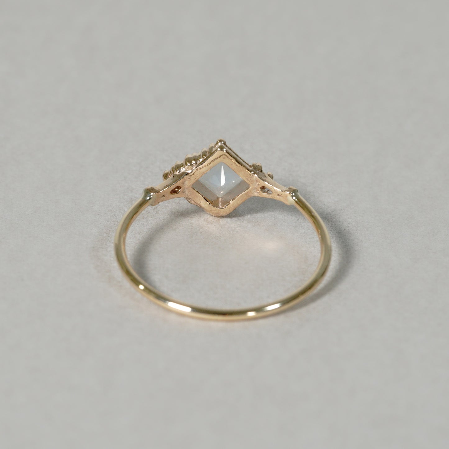 1386 Sea Chalcedony Ring