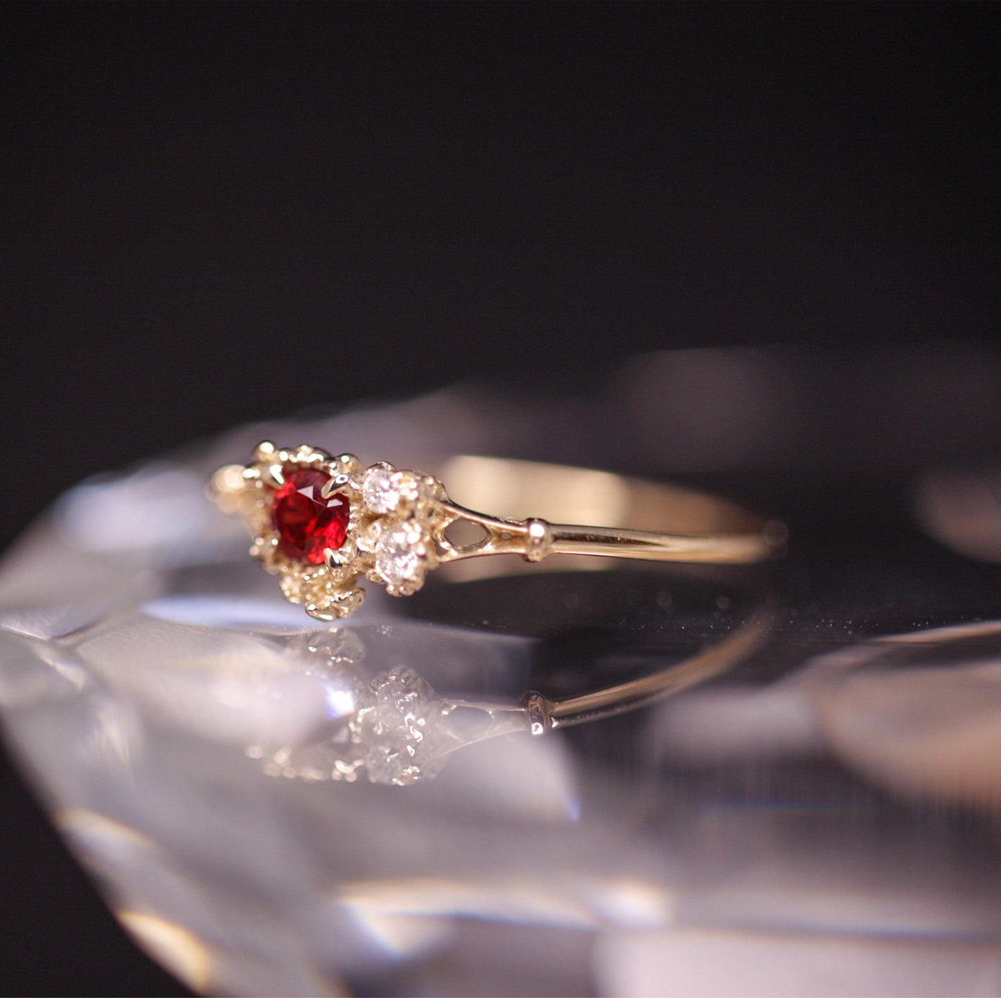 632 Spinelle rouge / Bague Diamant