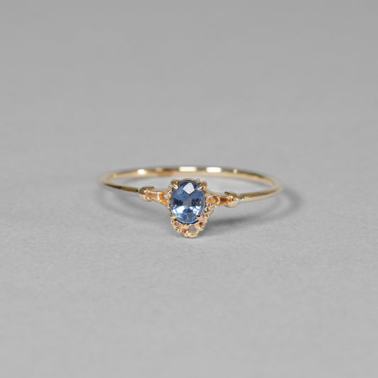1422 Sapphire  / Ring