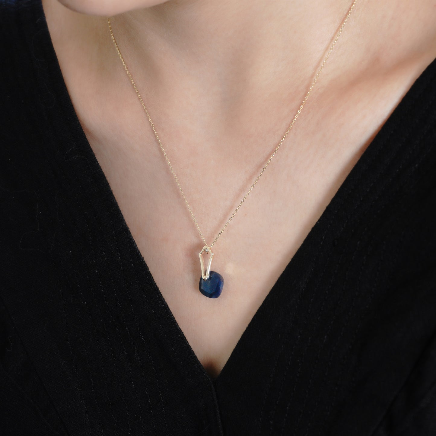 220503 Sapphire Necklace